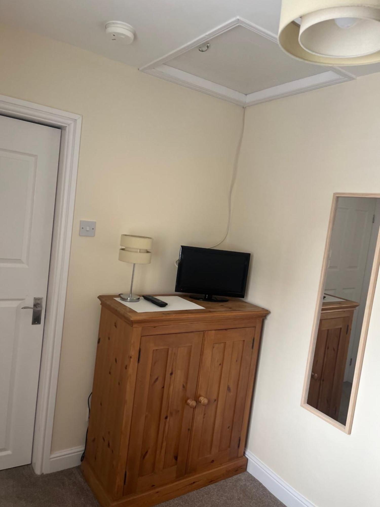 Cwtch Y Coetir Holiday home Swansea
